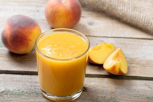 Ginger Peach Low-Calorie Smoothie